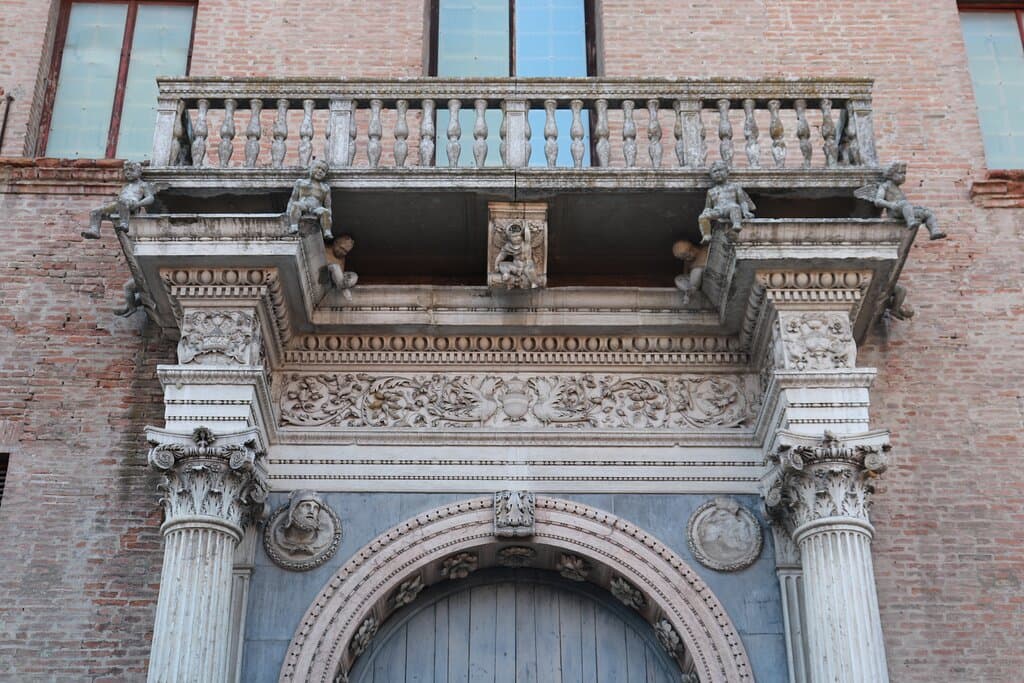 Palazzo Prosperi-Sacrati
