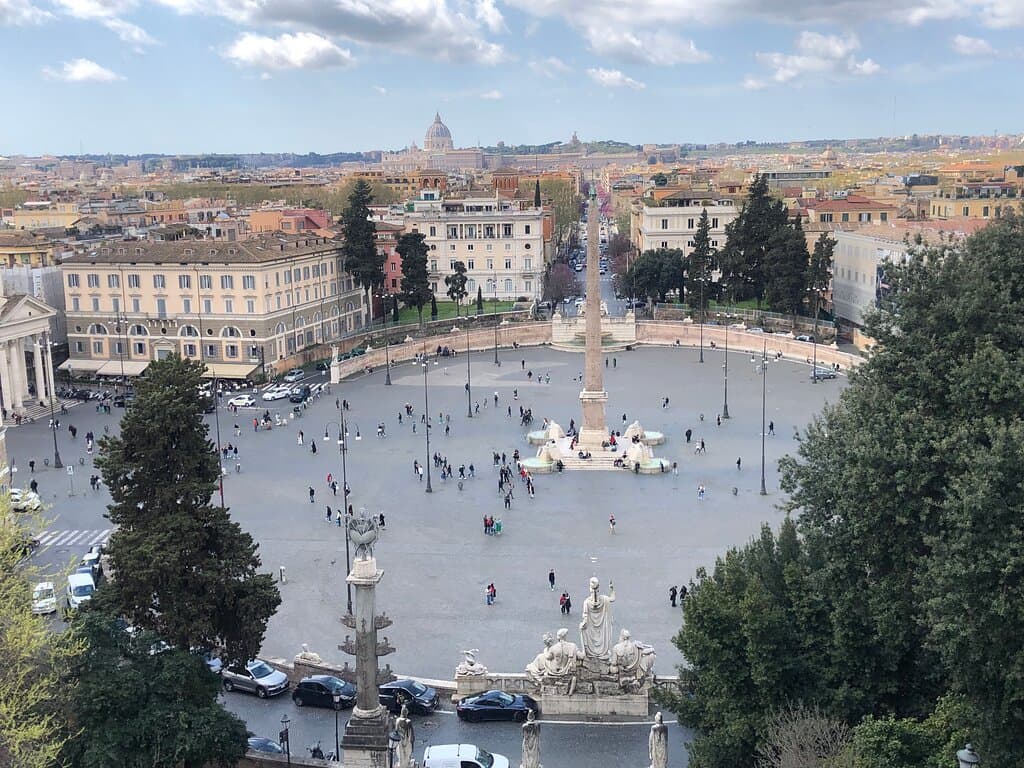 Balconata sulla città