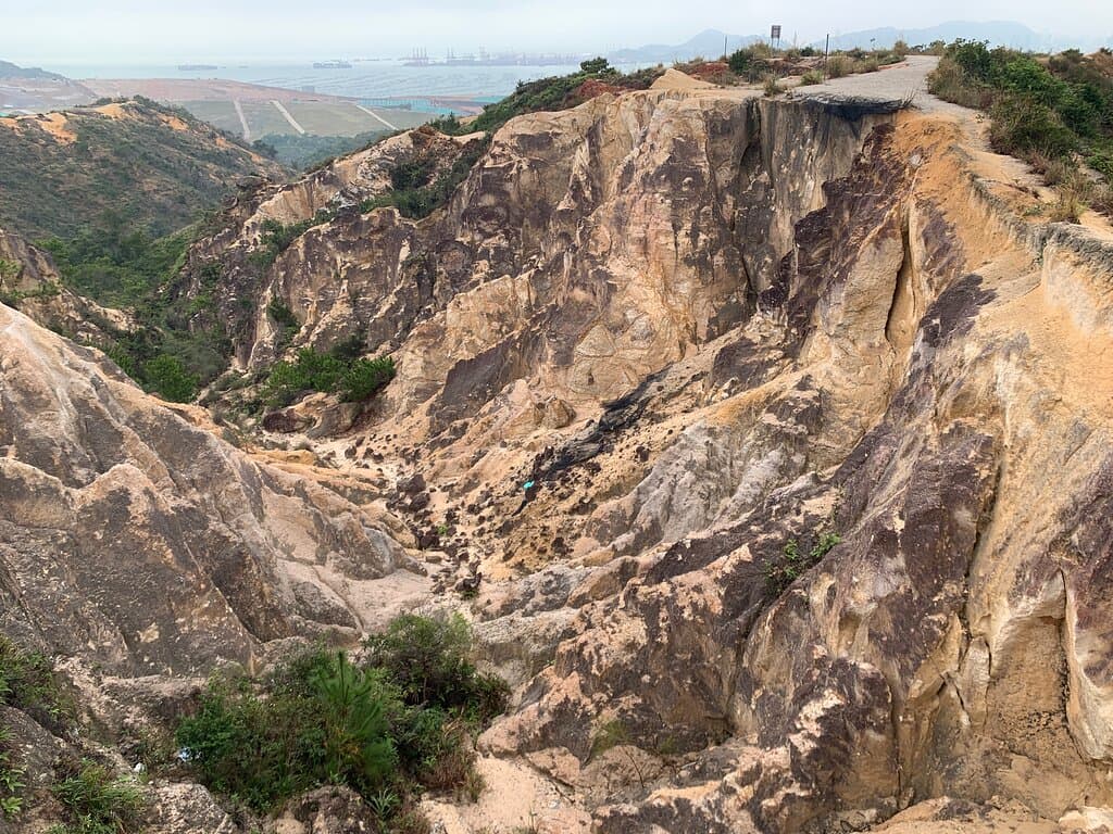 Hong Kong's Mini-Grand Canyon near Por Lo Shan 6