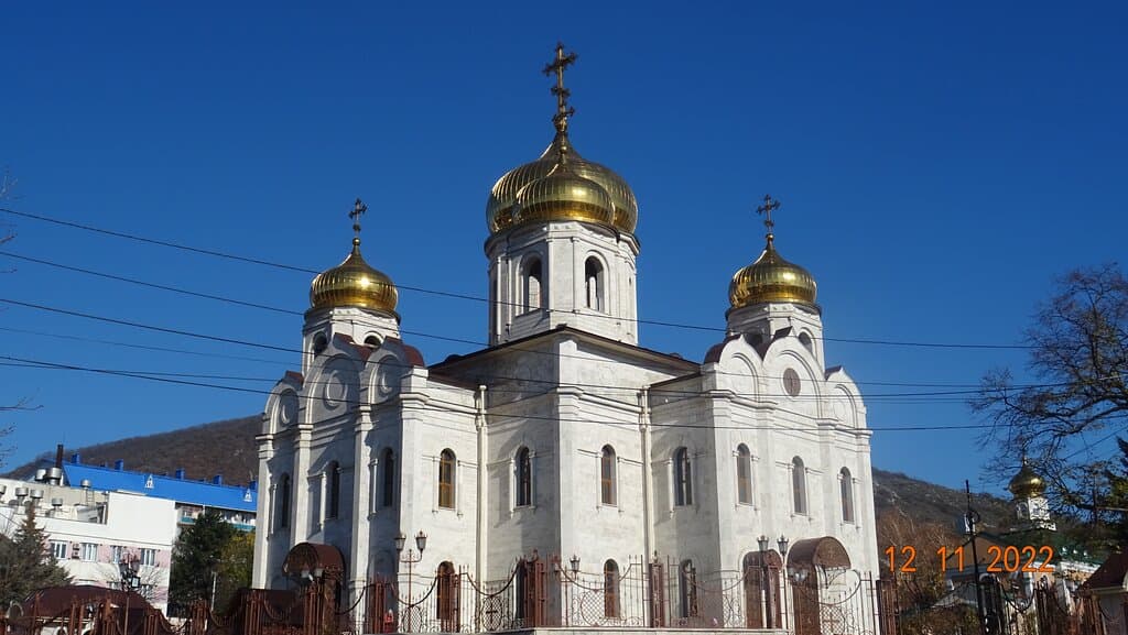 Спасский кафедральный собор Пятигорска. Ноябрь 2022 года