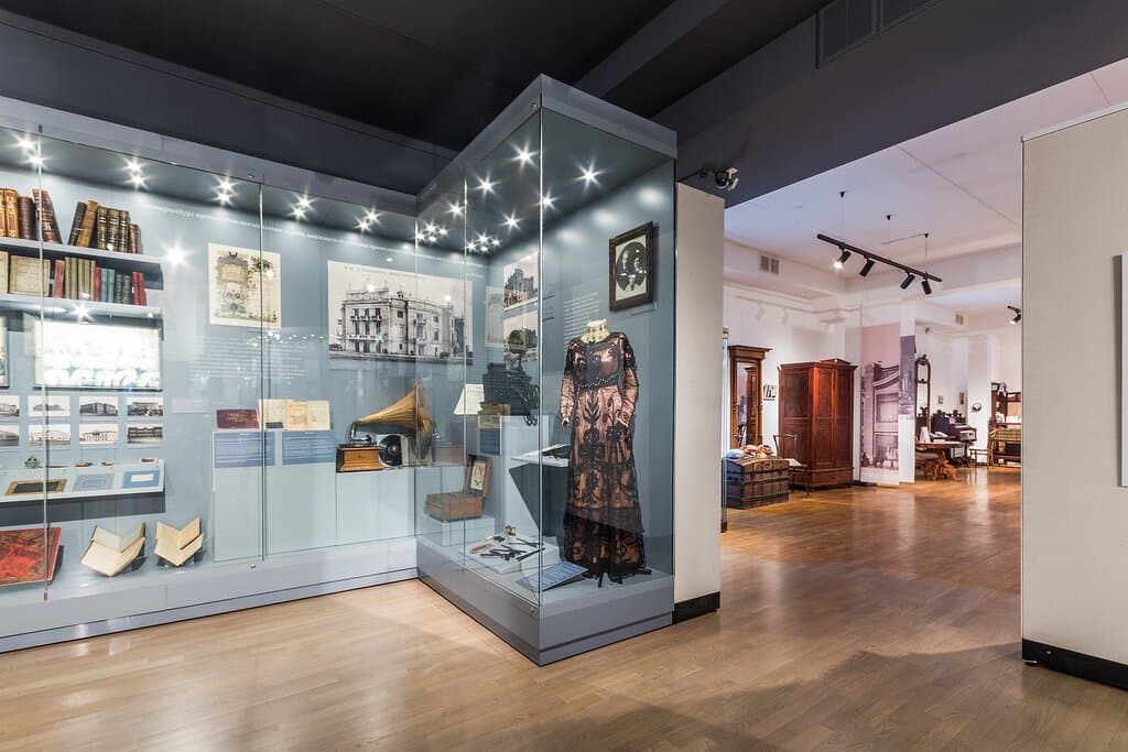 Постоянная экспозиция по ХIХ веку 