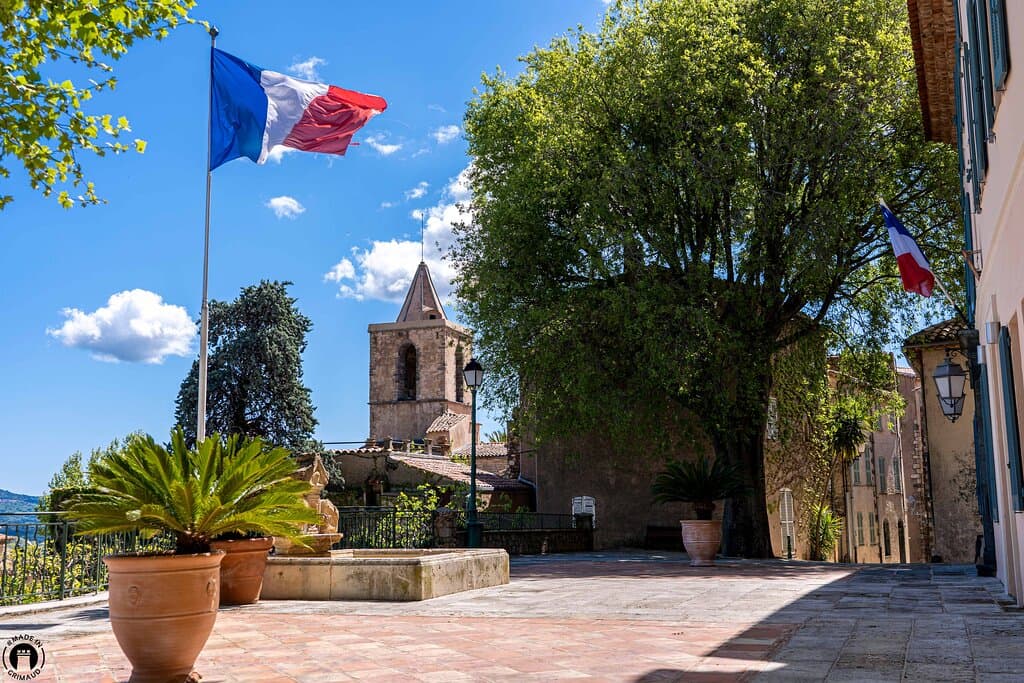 L'église Saint-Michel.