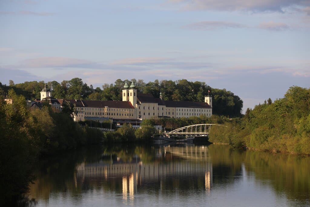 Stift Lambach an der Traun