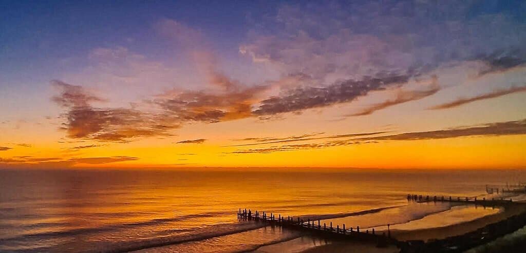 Walk from Gorleston-On-Sea to Hopton-On-Sea