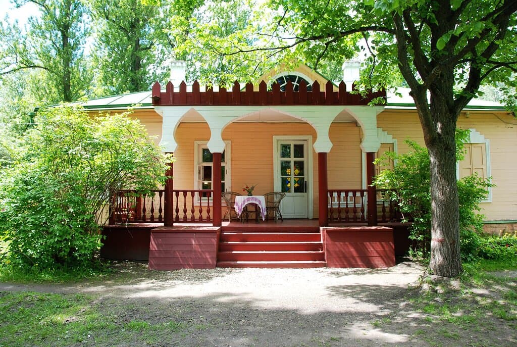 Главный дом усадьбы А.П. Чехова в Мелихове