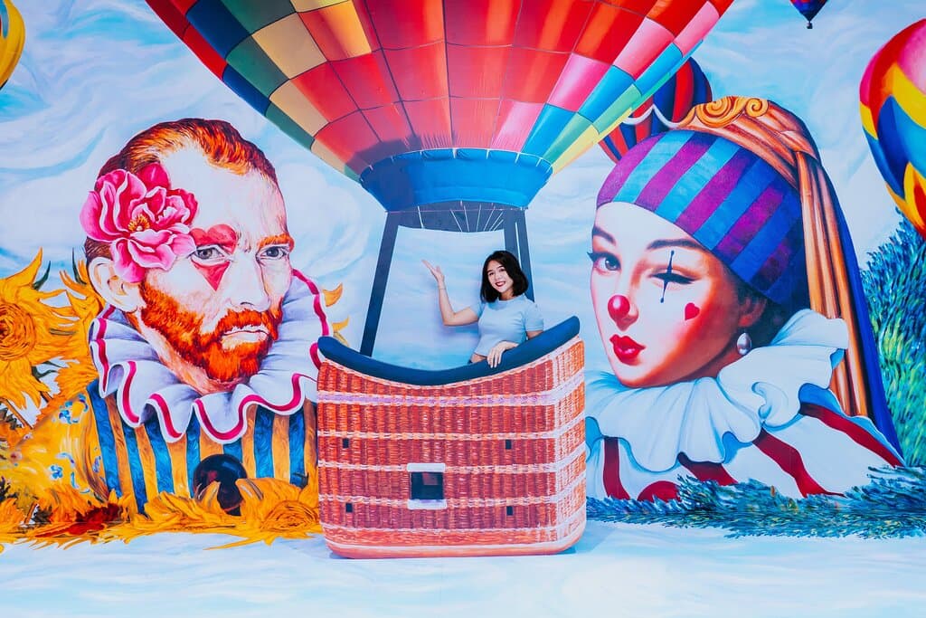 Have you ride on a hot air balloon before?