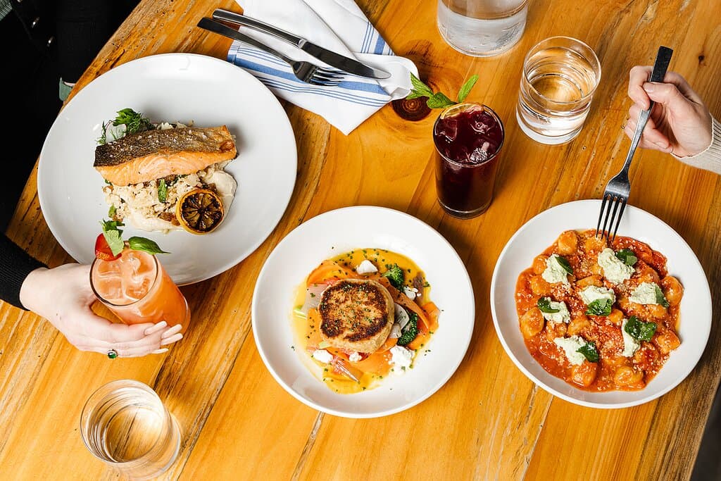 At Crown Republic Gastropub, Chef Anthony Sitek takes pride in creating nearly all of the ingredients in house. Our chef-driven dishes are served with an expert eye so that our guests can concentrate on what matters most: the friends and family they are dining with.