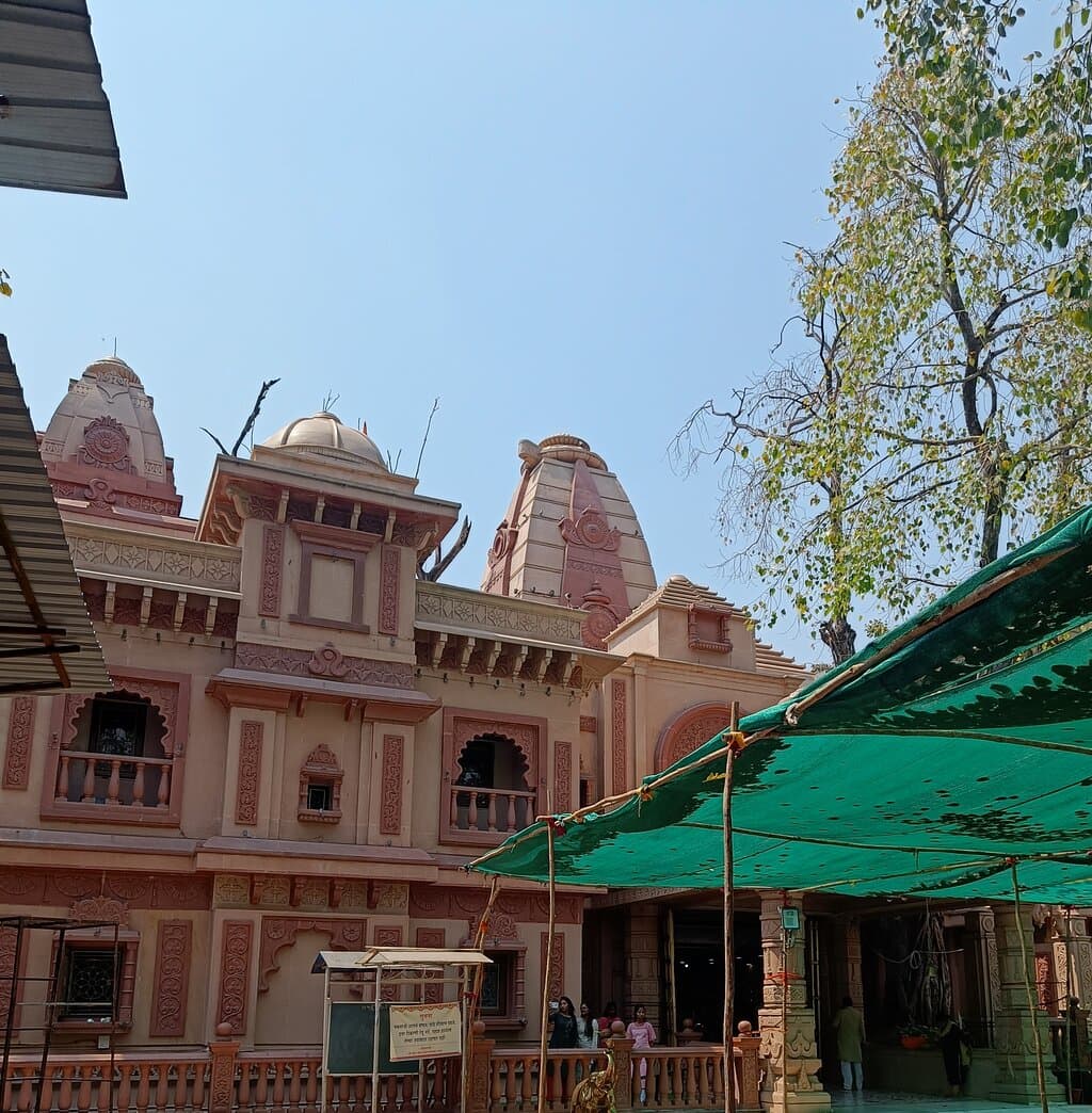 Shri Ganesh Tekdi Temple