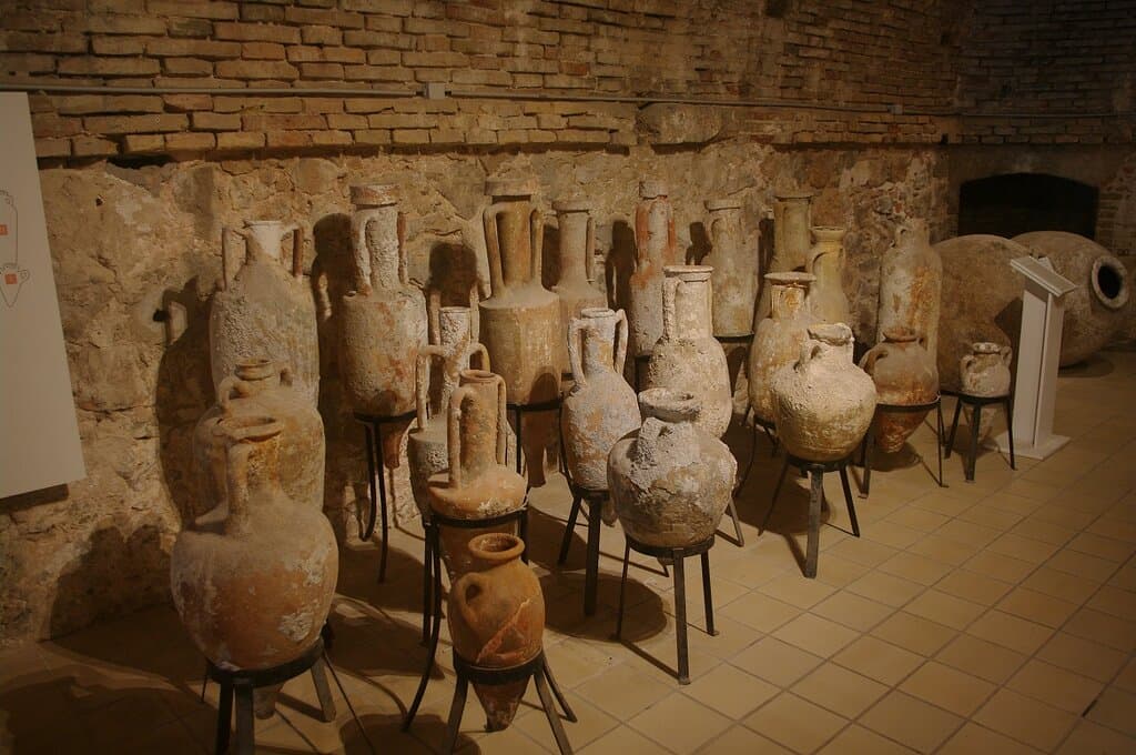 Six centuries of pottery