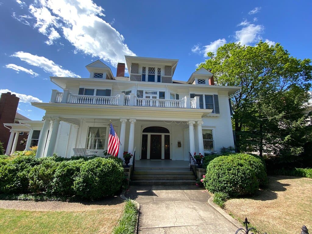 Twickenham Historic District