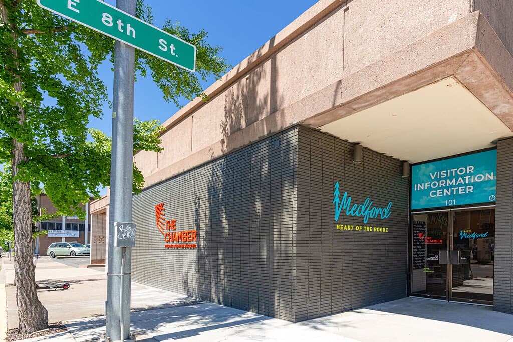 101 E 8th St. Medford, OR 97502