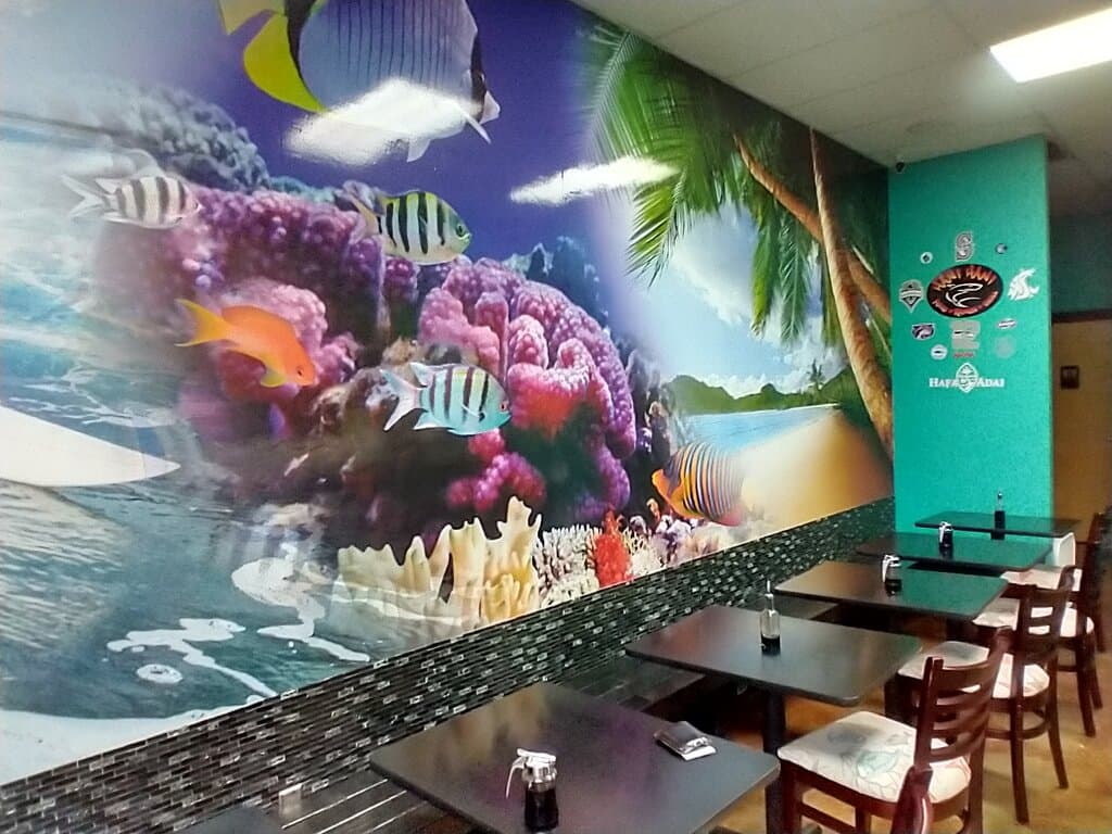 Dining room at Hani Hani Poke Ramen Grill in Mukilteo, WA