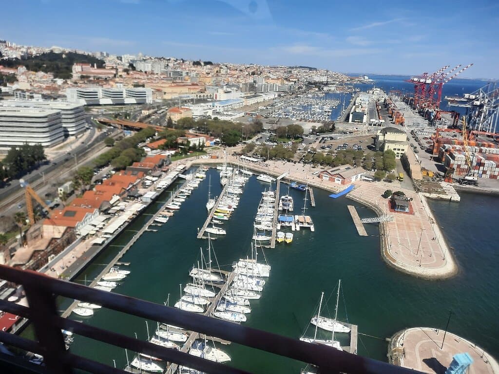 Docas de Santo Amaro Lisbon