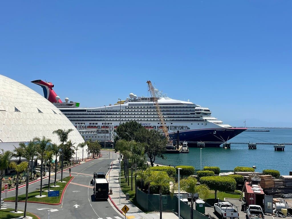 Carnival Radiance