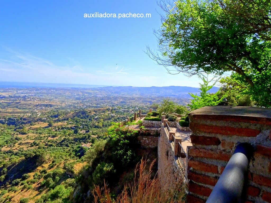 Mirador en el Parque La Muralla.
