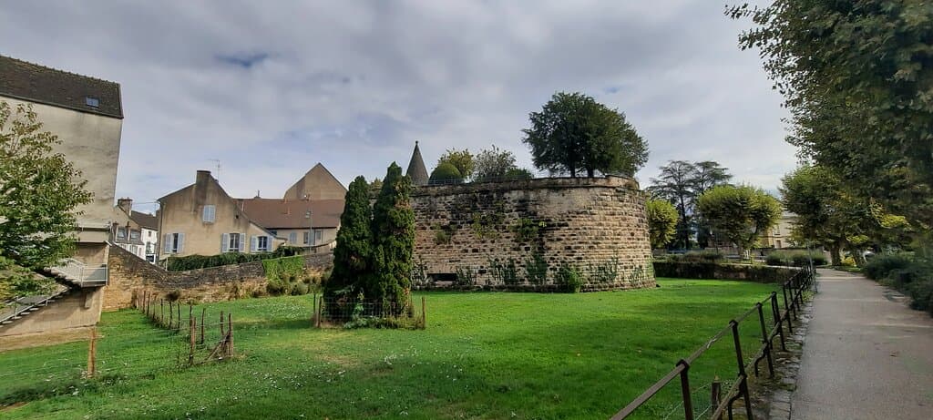 Les remparts de Beaune en Bourgogne de France
