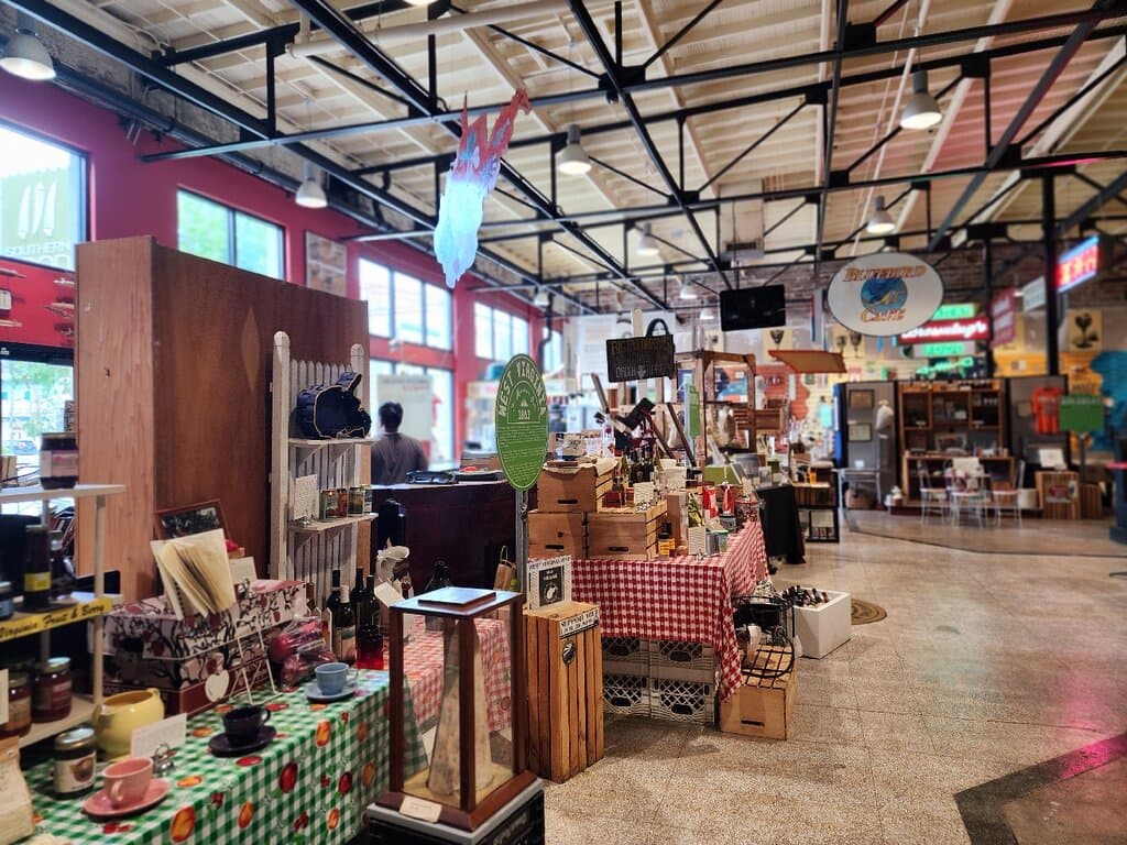 Different southern states represented.