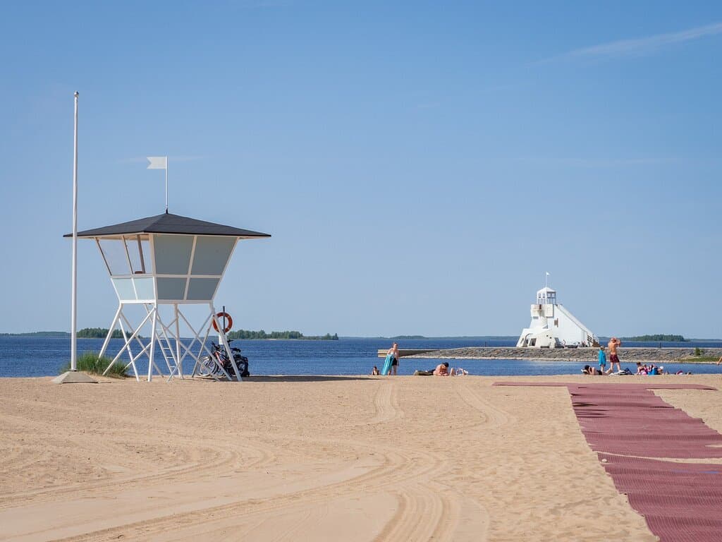 Nallikari beach is a beautiful sandy beach in Oulu, Finland