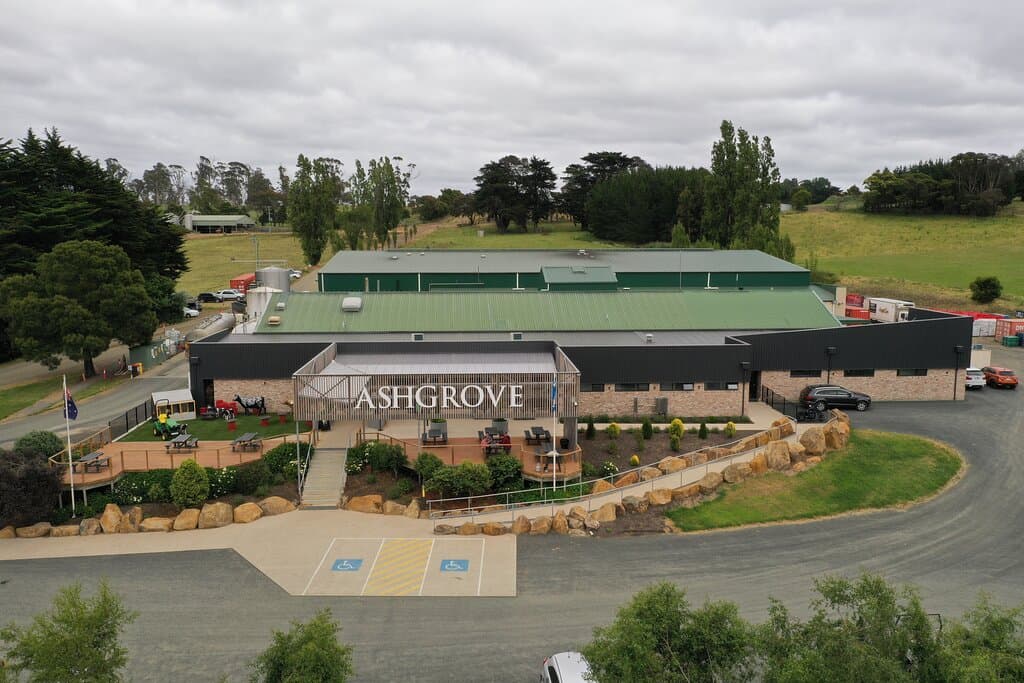 Ashgrove Cheese Dairy Door is a family-owned cheese and milk factory.