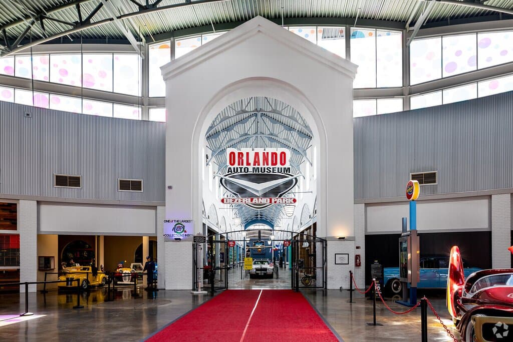 Orlando Auto Museum at Dezerland Park 