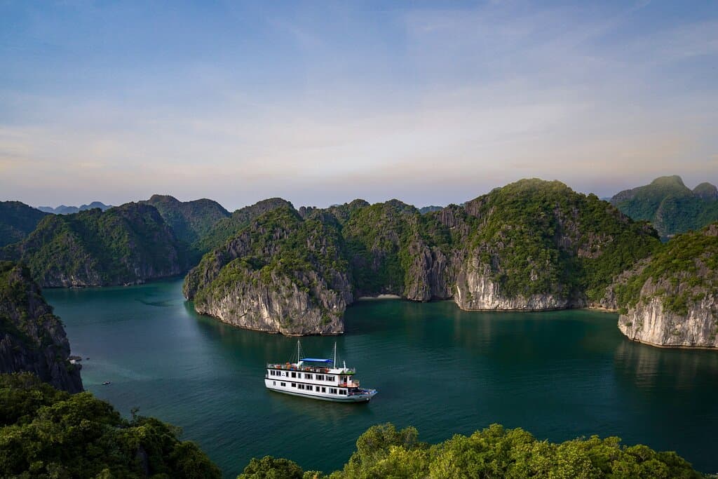 Cai Beo Floating Village