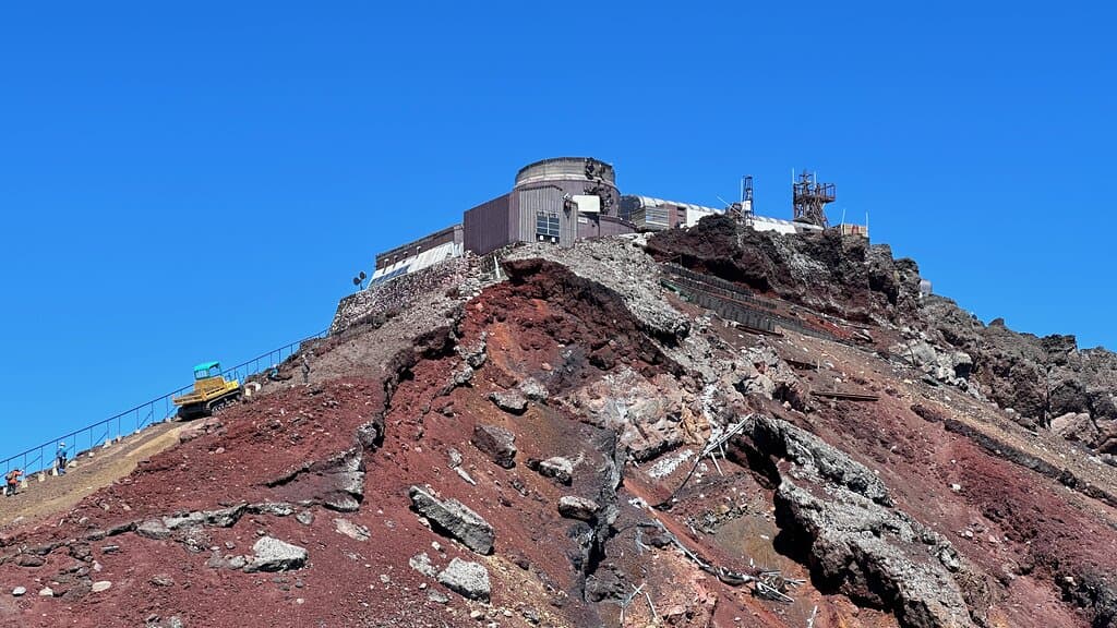 すごい場所にあるな