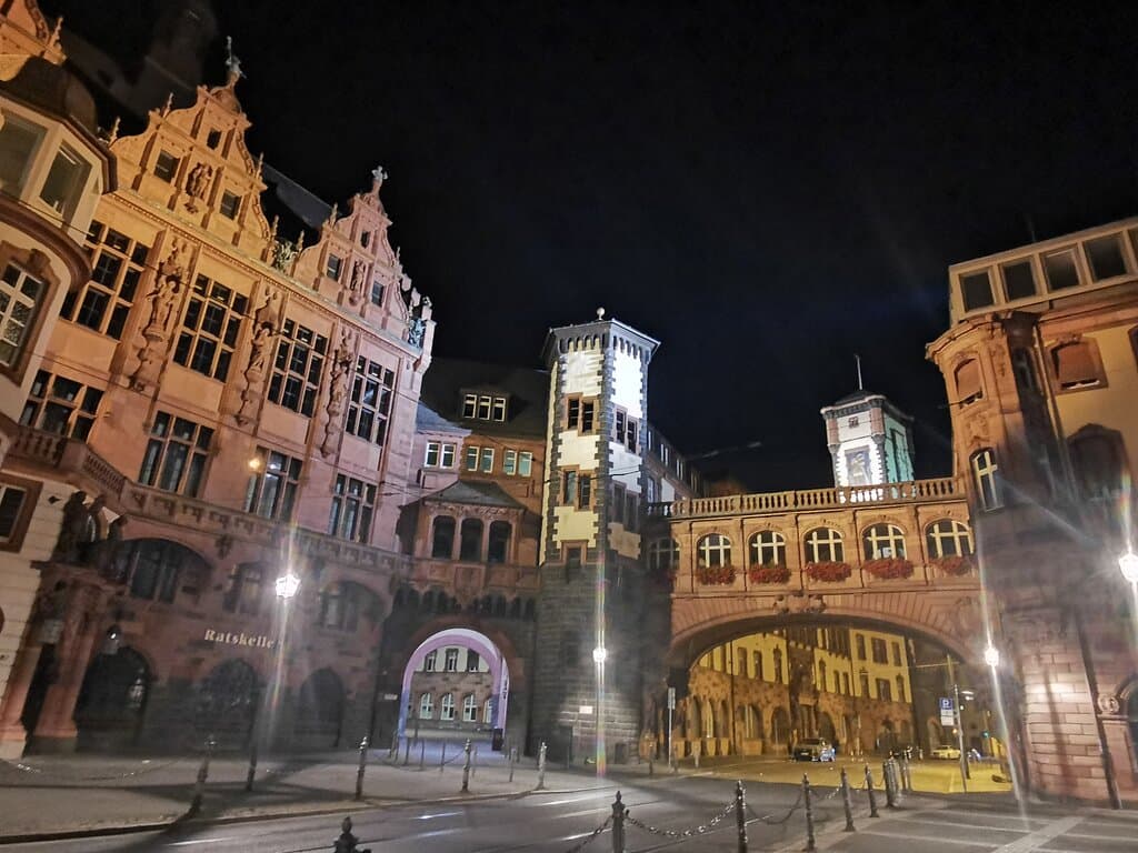 Мост вздохов Франкфурта совсем не похож на венецианский. 