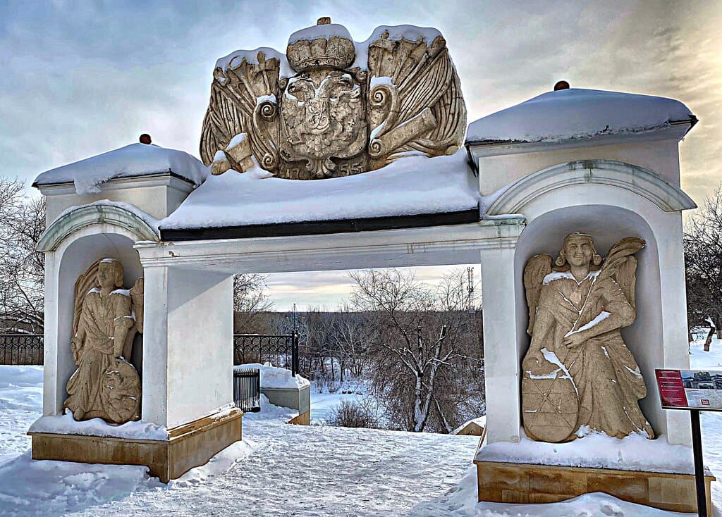 Елизаветинские ворота