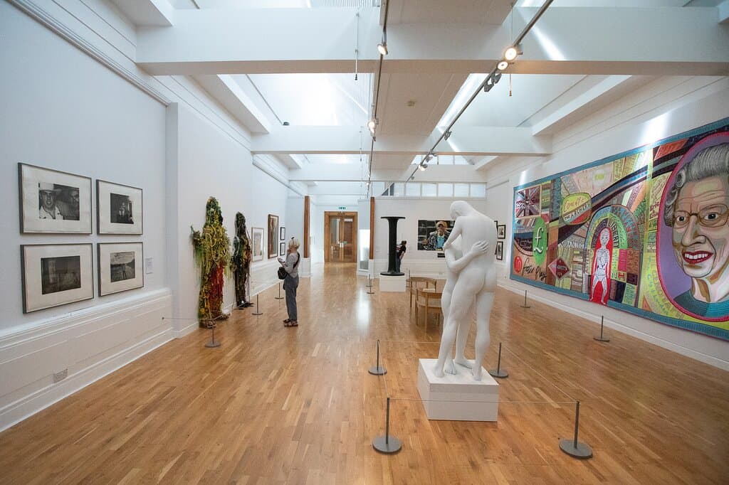 Graves Gallery © Andy Brown 