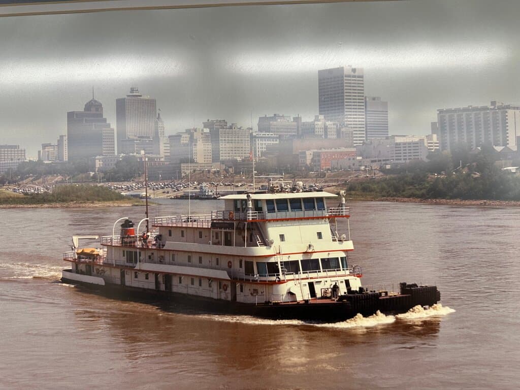 The tug Mississippi IV when it was working