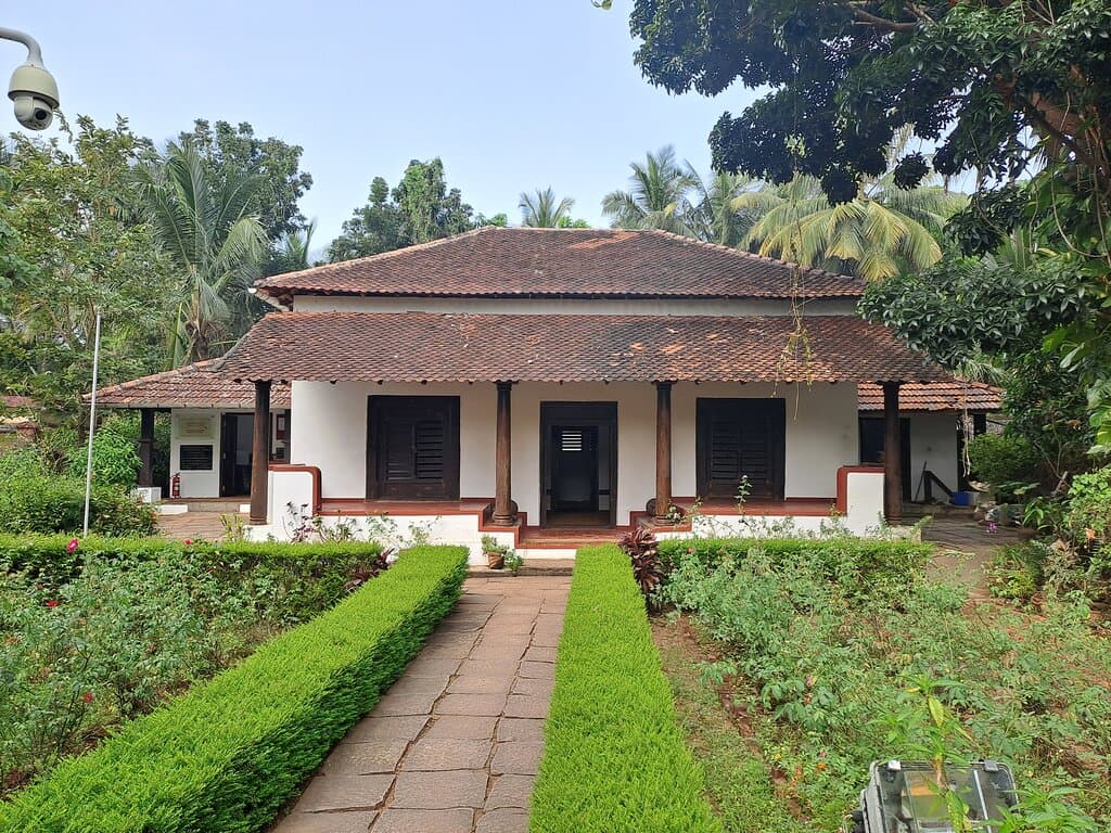 Kunjali Marakkar Memorial Iringal