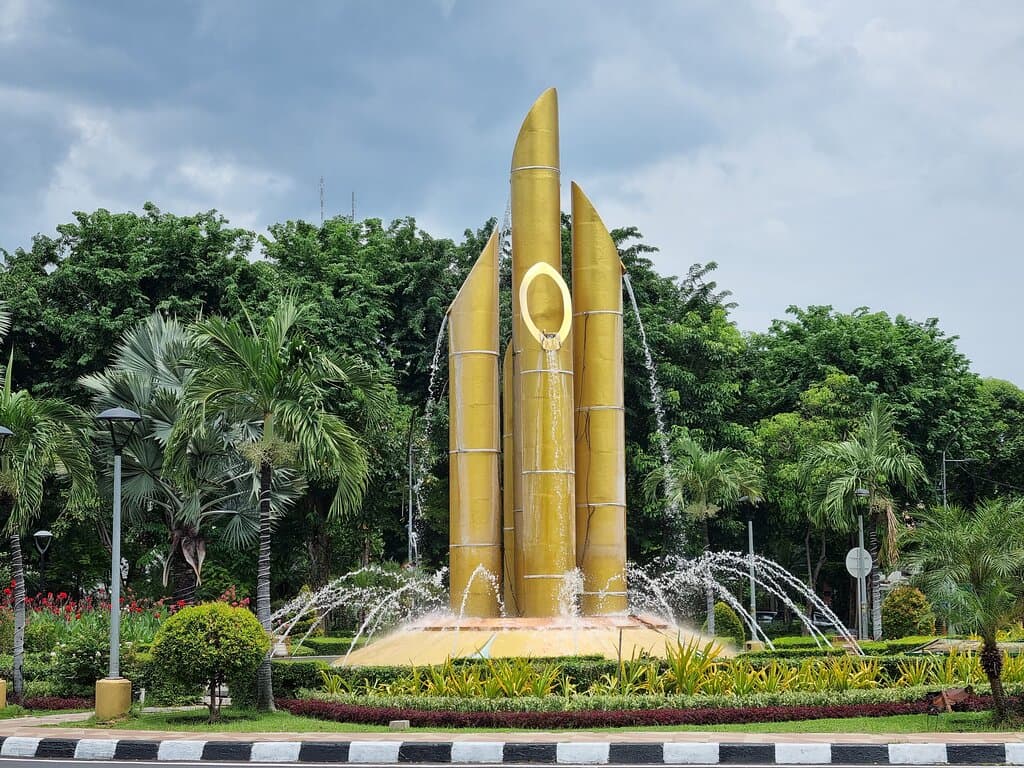 Bamboo Spear Monument