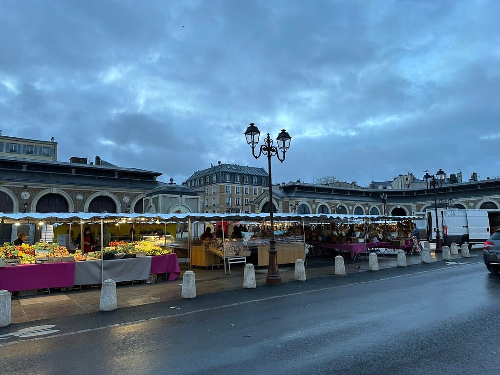 Notre-Dame Market Halls Carrés
