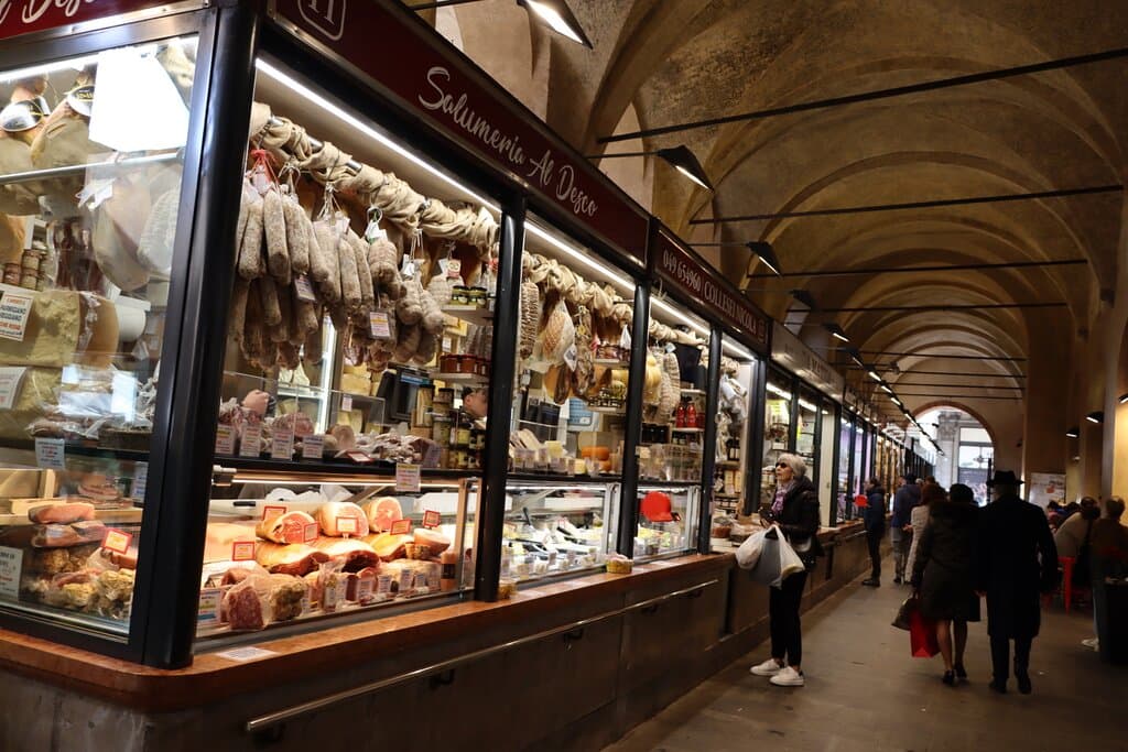 Sotto il Salone Market