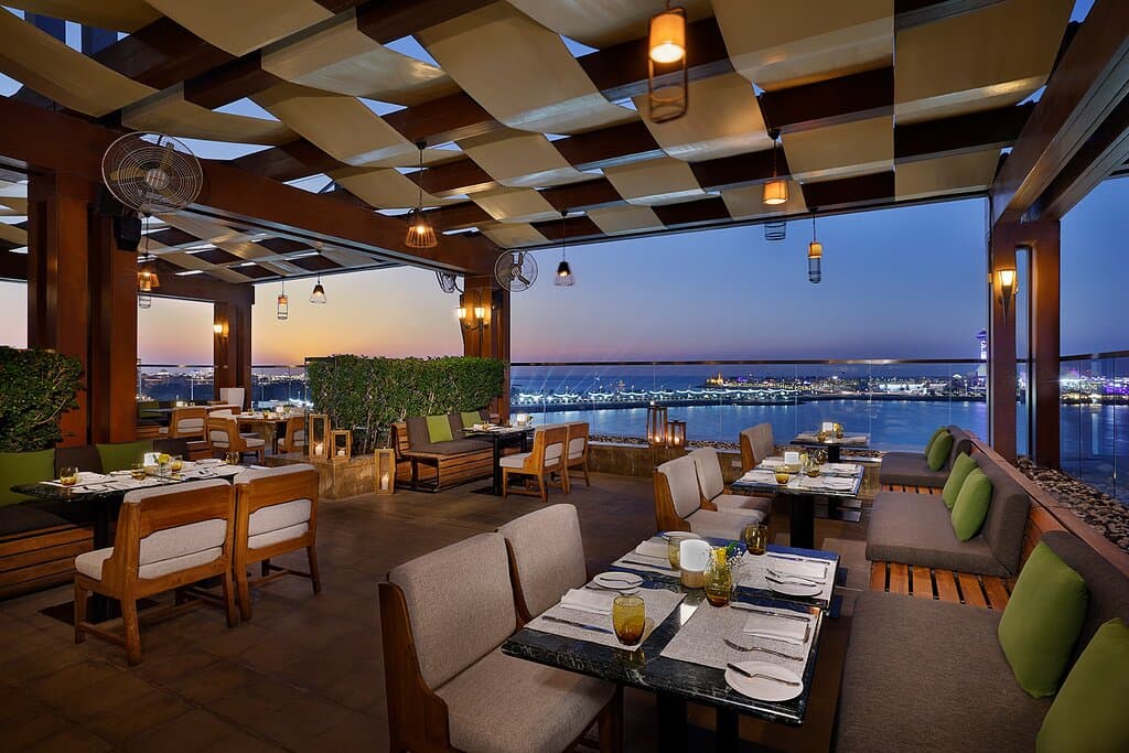 Enchanting evenings with the best sea view