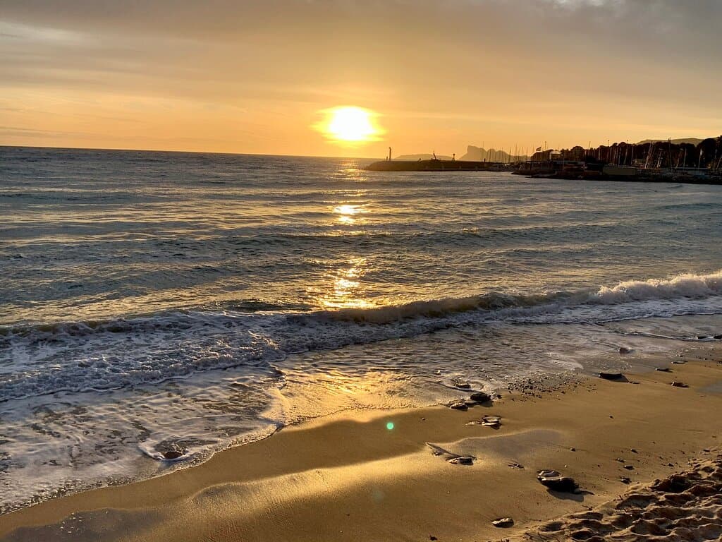 Plage des Lecques Saint-Cyr-sur-Mer