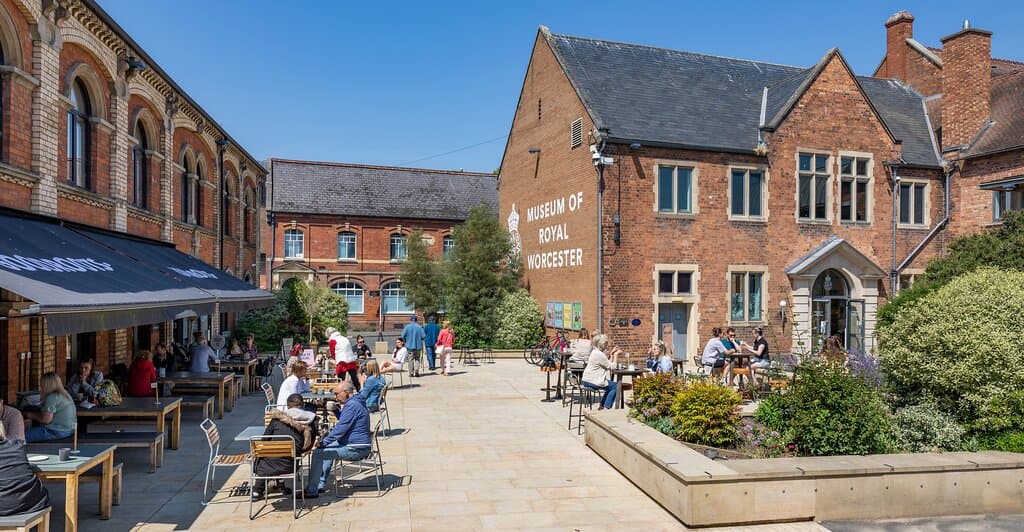Museum of Royal Worcester is located in a pleasant courtyard setting opposite the regenerated Royal Porcelain Works factory site