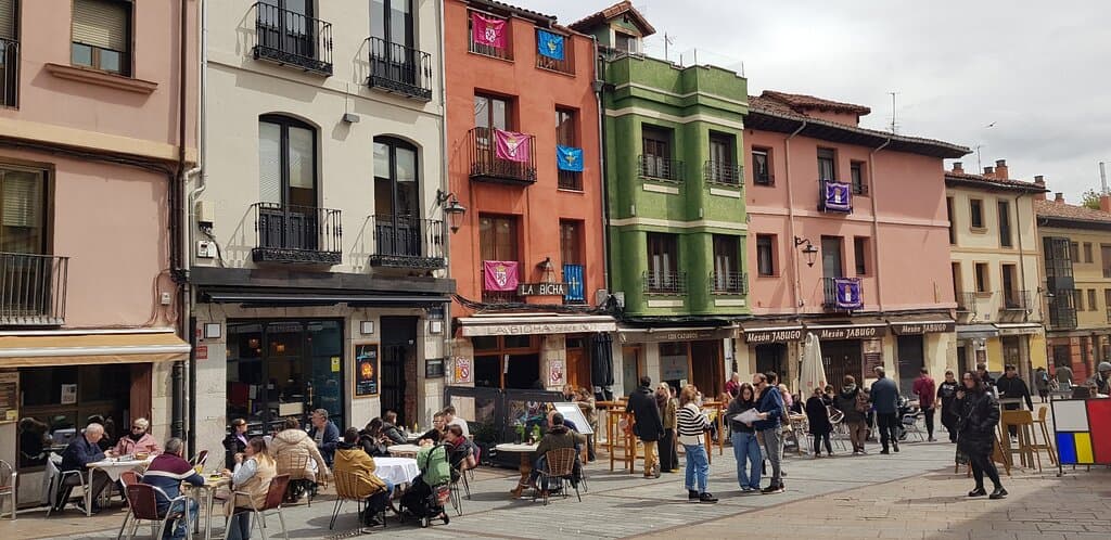 Plaza de San Martín, el corazón del Barrio Húmedo de León