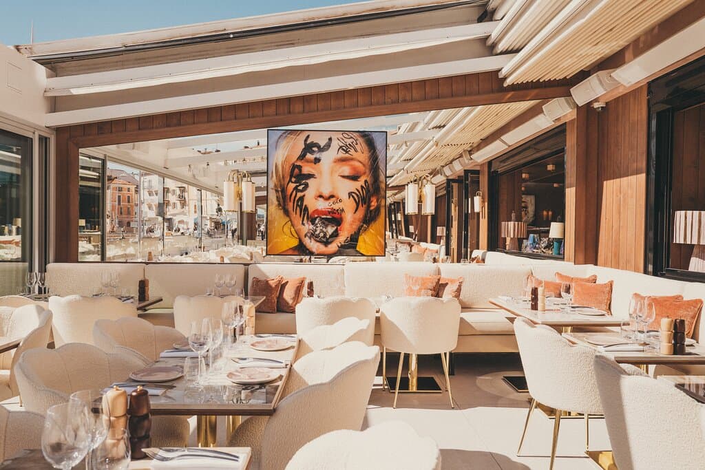 Le Quai Saint-Tropez