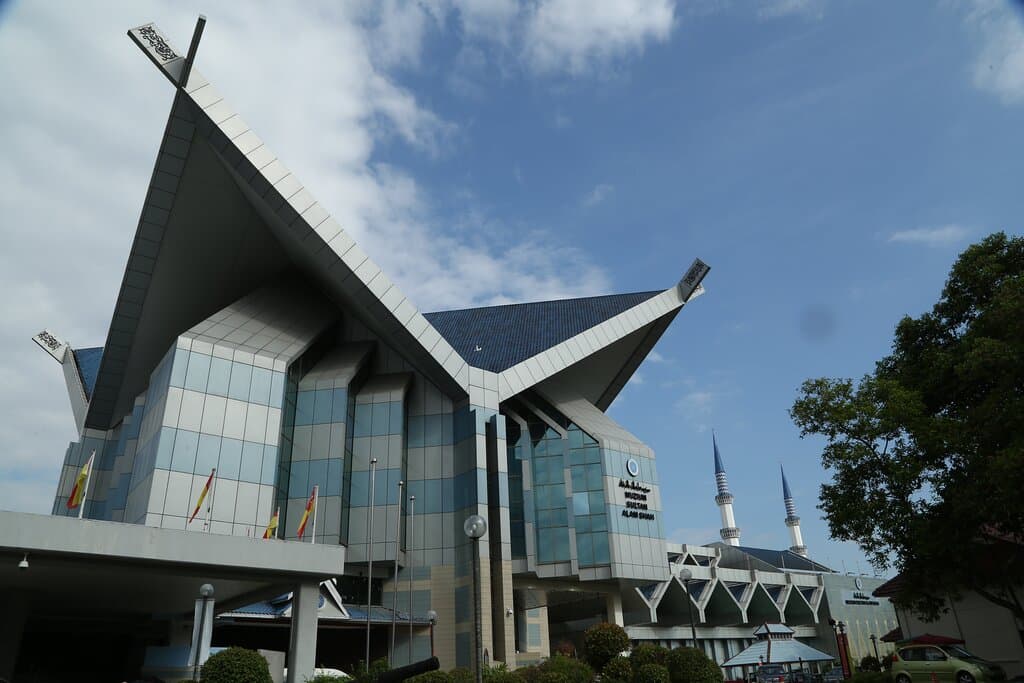 Exterior view of Sultan Alam Shah Museum. 