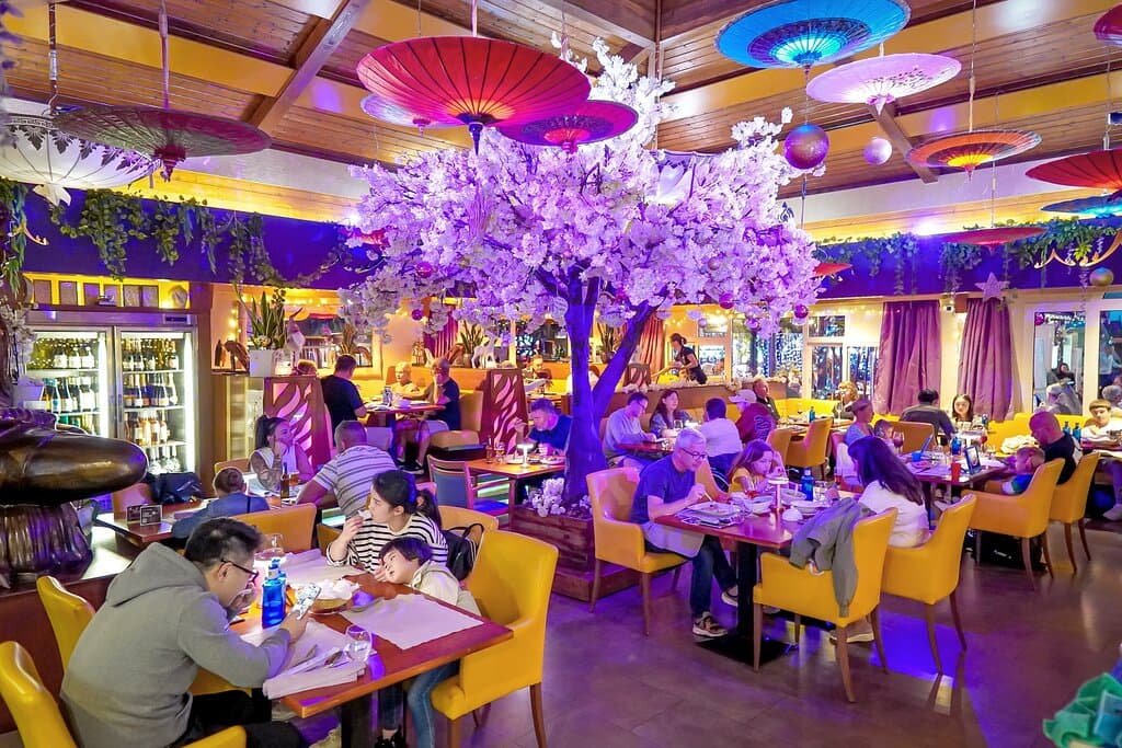 Thai Botanico inside restaurant