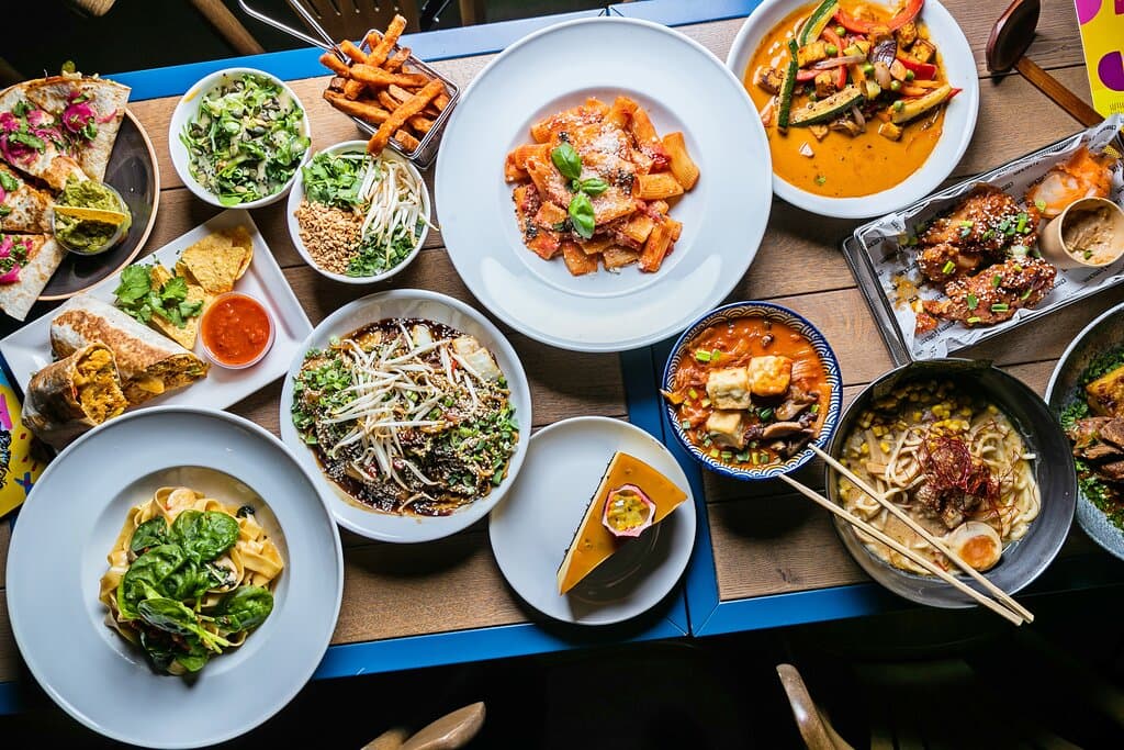 SLONY SPICHLERZ - FOOD HALL GDANSK