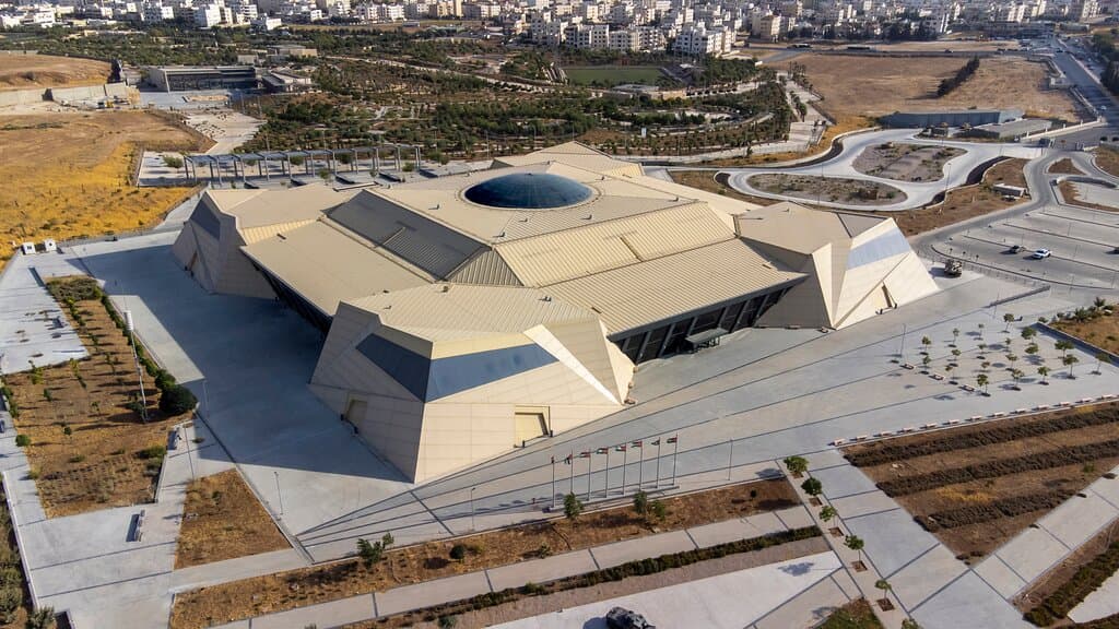 The Museum's Building! 