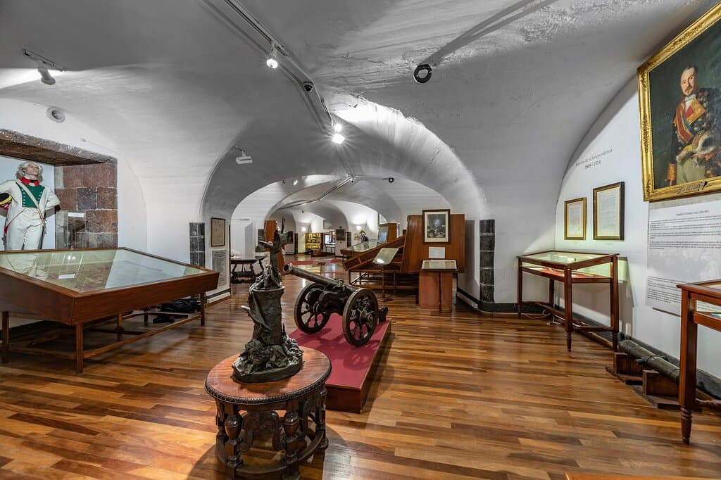 Recorrido histórico de la Planta Alta