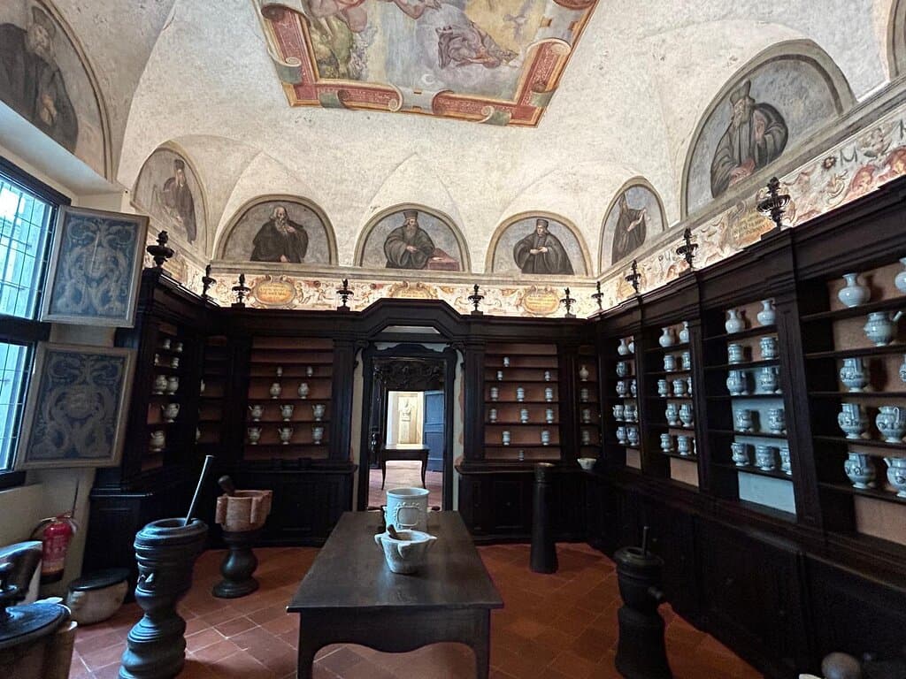 Antica Spezieria di San Giovanni