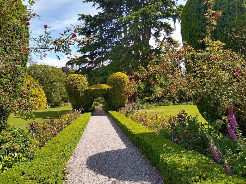 Discover Altamount Gardens