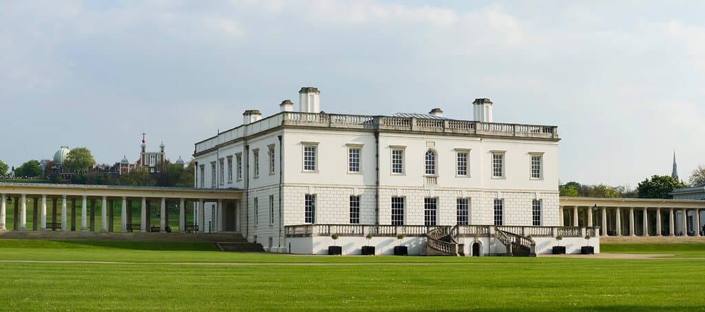 Front of Queen's House with the Royal Observatory Greenwich in the back ground.
© National Maritime Museum, Greenwich, London