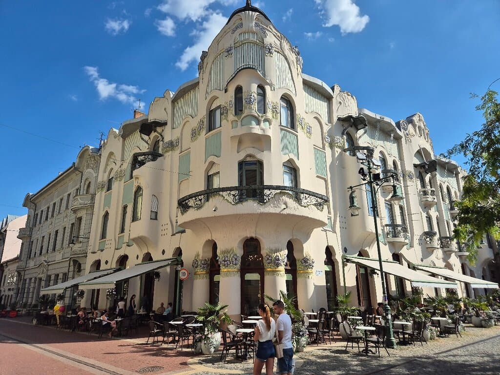 Reök Palace
