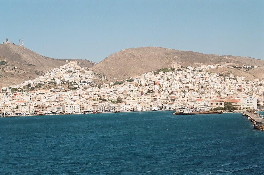 Syros Island (Cycladic islands) - sosta del Ferry Boat per Atene (GR)