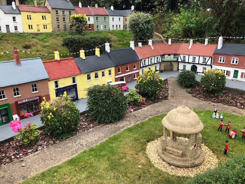 Bondville Model Village